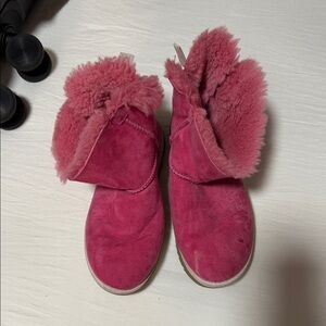 UGG Fuchsia Kids Boots